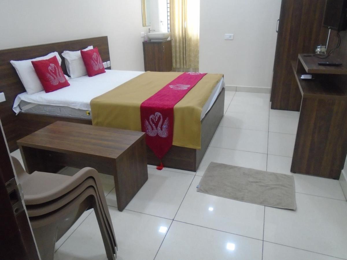 Отель Ssr Residency Mandya Экстерьер фото