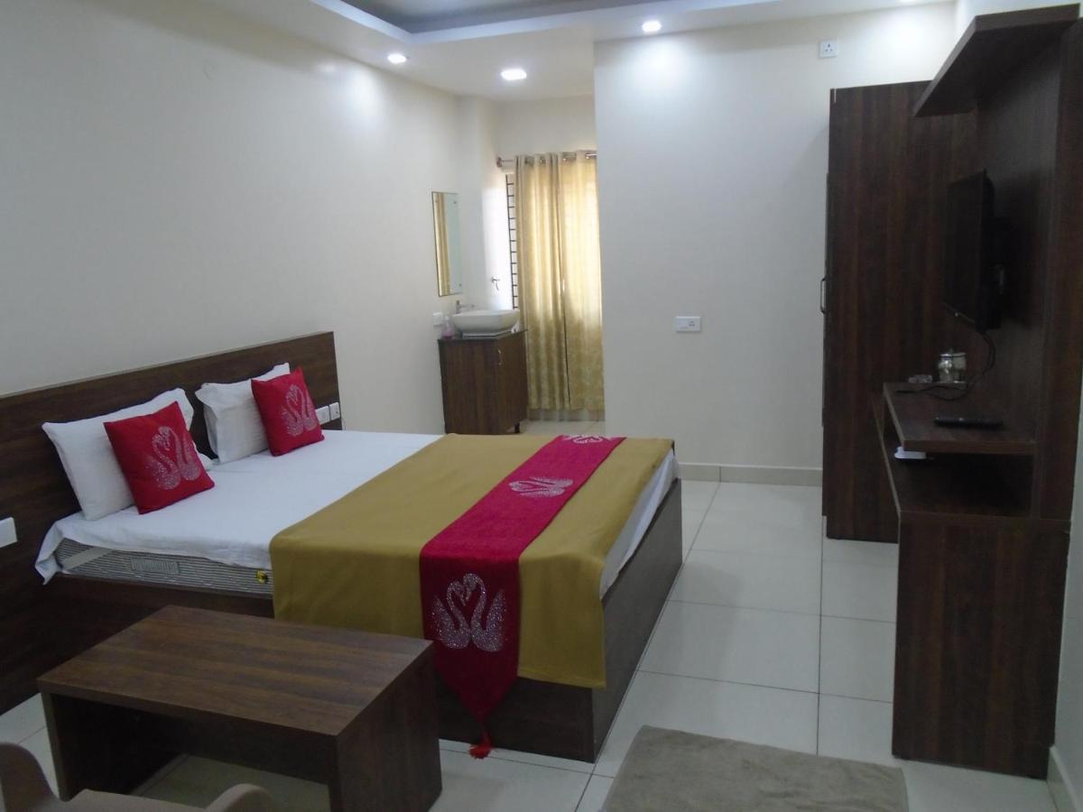 Отель Ssr Residency Mandya Экстерьер фото