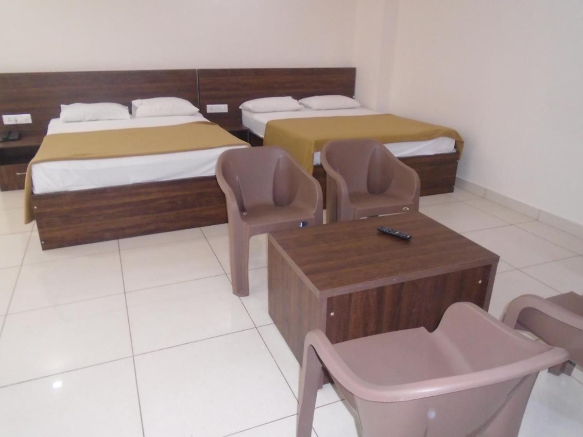 Отель Ssr Residency Mandya Экстерьер фото