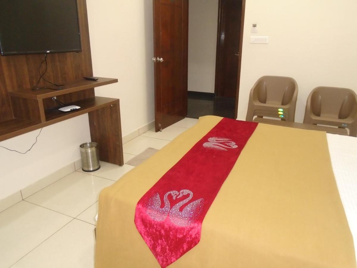 Отель Ssr Residency Mandya Экстерьер фото