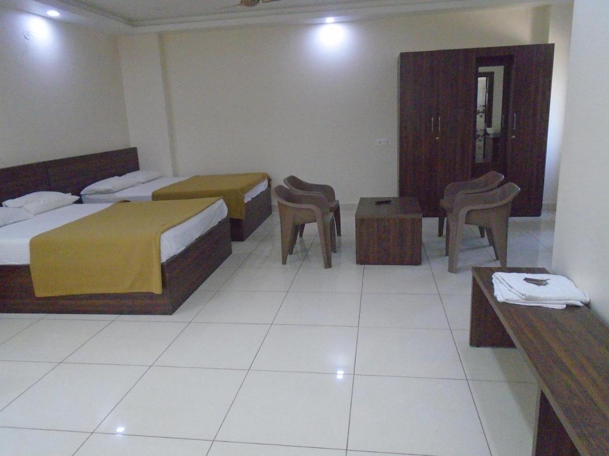Отель Ssr Residency Mandya Экстерьер фото