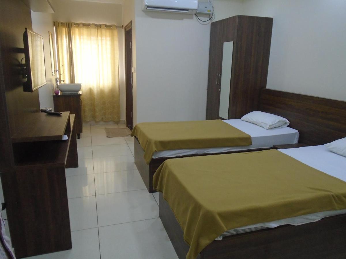 Отель Ssr Residency Mandya Экстерьер фото